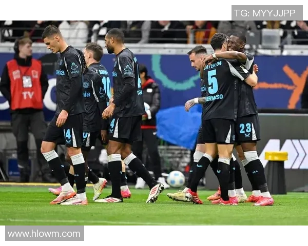 多特主场大胜法兰克福，领先优势稳固